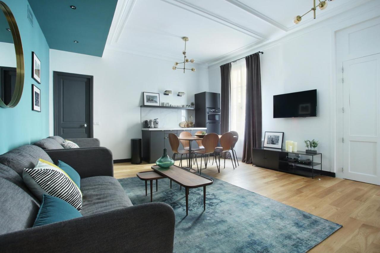 Apartment Champ De Mars - Tour Eiffel By Studio Prestige Париж Экстерьер фото